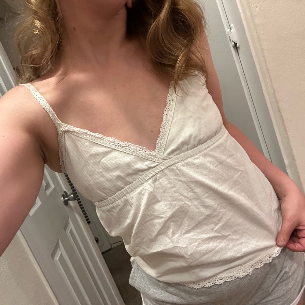 Brandy Melville Cream Lace-Trimmed Cami Tank